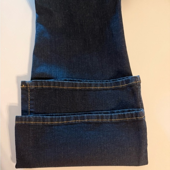 Signature by Levi Strauss Gold Dark Indigo Mid Rise BootcutTag Size 12m (31x32) - Picture 7 of 16